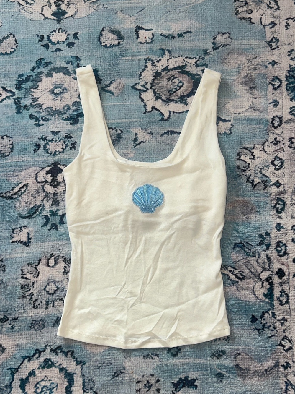 No Boundaries Seashell Tank Top with Built in Bra Size XXS